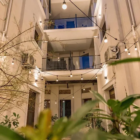 Downtown Romulus Unirii Area 公寓式酒店