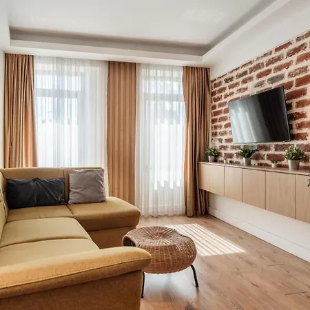 Downtown Romulus Unirii Area 公寓式酒店 3*